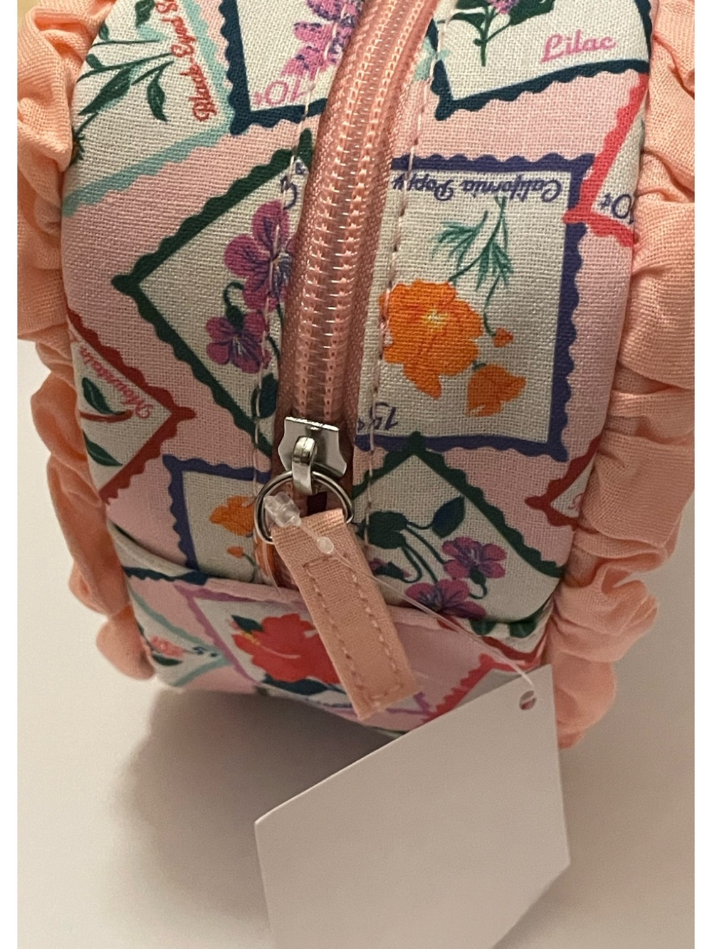 Women’s Floral Pink Makeup Bag with Assorted 5 Card Samples - Picture 9 of 10